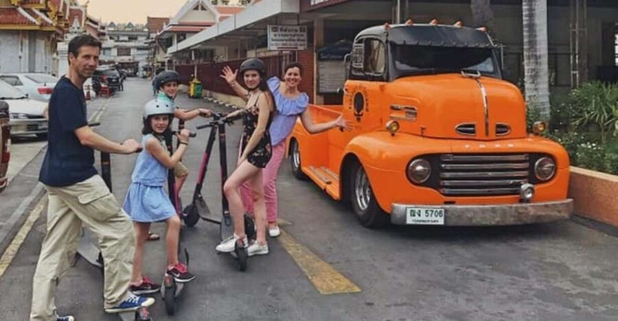 Bangkok : Old City Guided E-Scooter &/or Bike Tour - Starting at Bangkok FunRide, gear up, and pick your ride