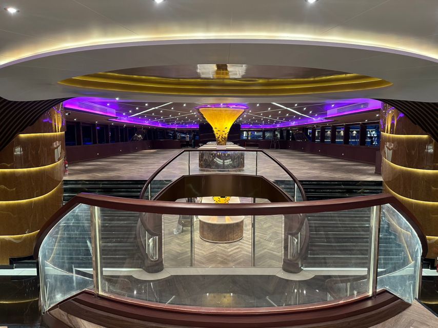 Bangkok: Opulence Luxury Chao Phraya Dinner Cruise - Entering the night at Icon Siam Pier 2