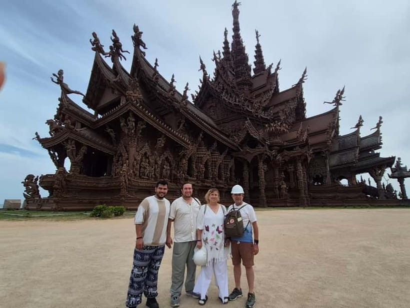 Bangkok: Pattaya Truth Sanctuary Guided Tour & Coral Island - Speedboat and ferry time: the travel part that shapes the day