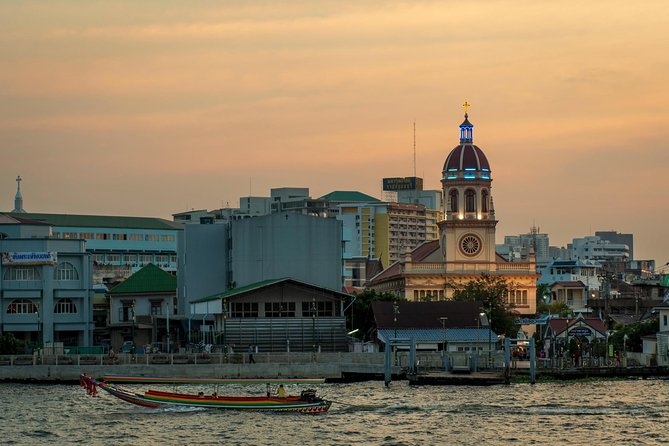 Bangkok Photography Masterclass - Private Photography Lesson - Train Night Market Ratchada: practice night photography with real-world chaos