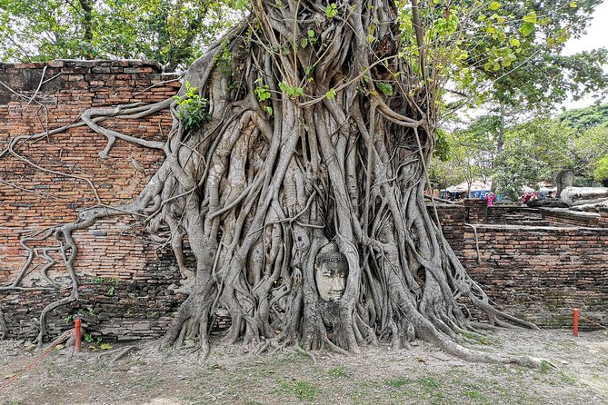 Bangkok: Private Ayutthaya and Bang Pa-In Summer Palace Tour - Bang Pa-In Summer Palace: European, Khmer, Thai, and Chinese in one visit