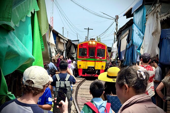 Bangkok: Private Floating Market and Train Market - Leaving Bangkok: The Air-Conditioned Start and the Route Out