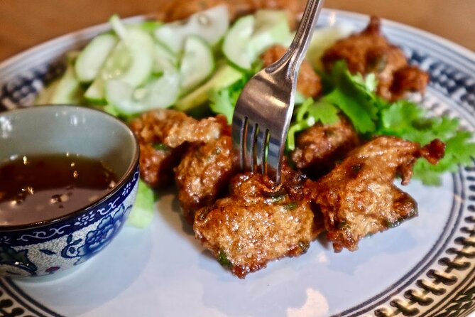Bangkok Private Walking Food Tour with 10+ Tastings in Chinatown - Why this Bangkok private food walk works in 3 hours