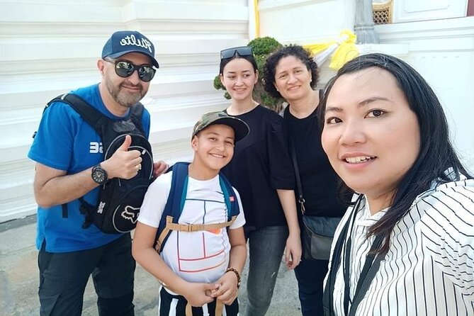 Bangkok Private Walking Tour with A Pro Guide (Tour Car Option) - Key highlights to know before you go