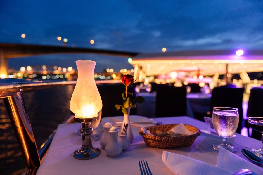 Bangkok: River Dinner Cruise on the Chao Phraya Princess - Live Music That Doesn’t Take Over the Night