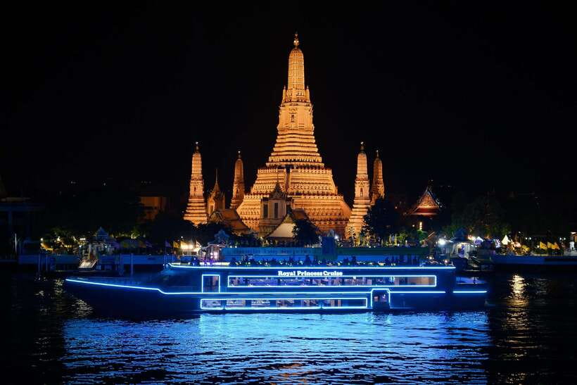 Bangkok: Royal Princess River Dinner Cruise with Live Music - Key things to know before you go