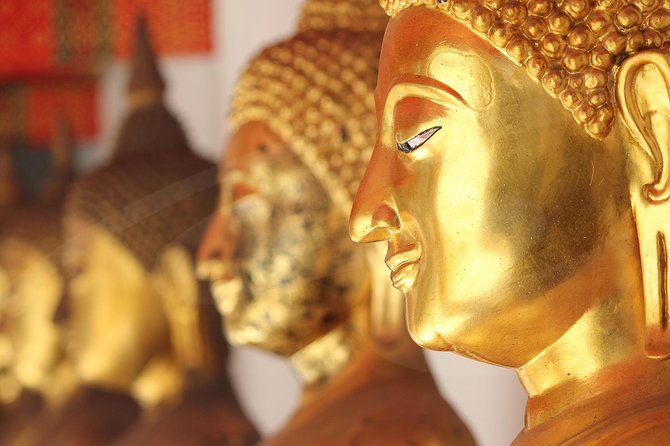 Bangkok Royal Road - Top 3 Major Monuments (Grand Palace, Wat Pho, Wat arun) - Price and value: why $72 can be a good deal here