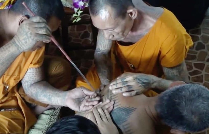 Bangkok: Sak Yant Thai Tattoo at Wat Bang Phra - What Happens During Waiting and Tattoo Time
