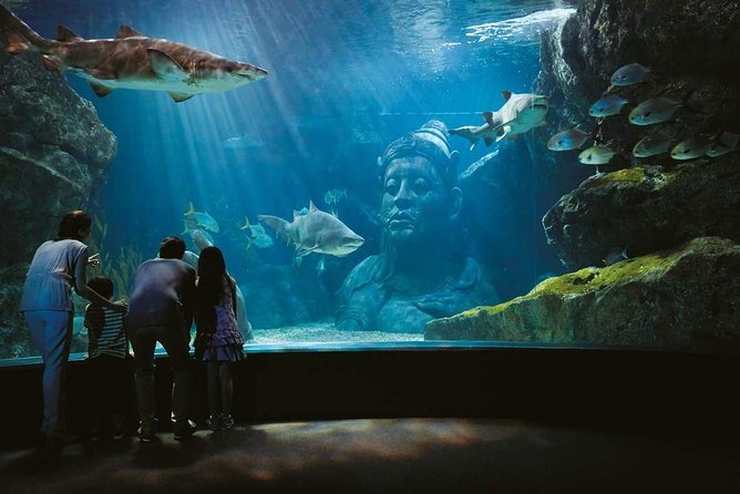 Bangkok SEA LIFE & Madame Tussauds Combo with Hotel Transfers - Sea Life Bangkok Ocean World: Aquariums, Big Creatures, and the 4D Movie Call