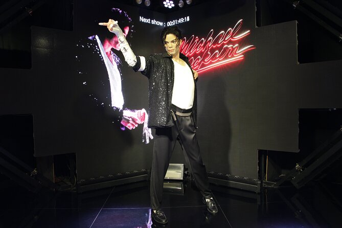 Bangkok Sea Life + Madame Tussauds Entrance Tickets - Getting there in Bangkok: pickup option and public transport access