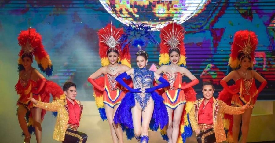 Bangkok: Skip-the-Line Golden Dome Cabaret Show Tickets - Inside the theater: sound, seating, and the best way to choose Deluxe or VIP