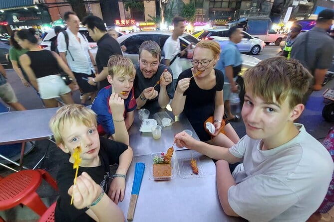 Bangkok : Sunset Food tour by Tuk Tuk boat with big Buddha view - Talat Phlu train market: old station vibes and snack time