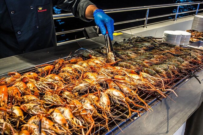 Bangkok Sunset or Evening Dinner Cruise (The Planet Cruise) - What to expect if you’re sensitive to crowds