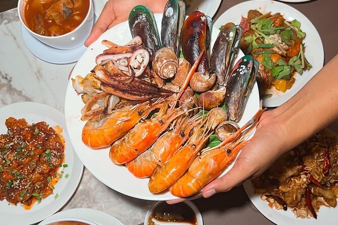 Bangkok Sunset or Evening Dinner Cruise (The Planet Cruise) - Who this cruise suits best, and who should skip it
