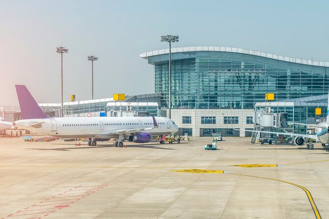 Bangkok Suvannabhumi Airport : Fasttrack Immigration Service Pass - Fast Track at Suvarnabhumi: what you are really buying
