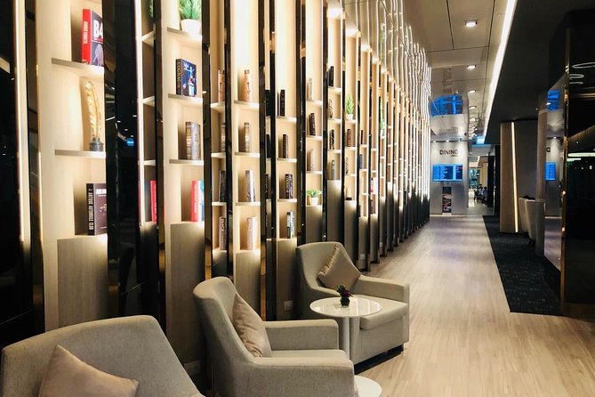 Bangkok Suvarnabhumi Airport (BKK) / Don Mueang Airport (DMK) VIP Lounge Access - Booking essentials: passenger details, flight info, and the QR code check-in
