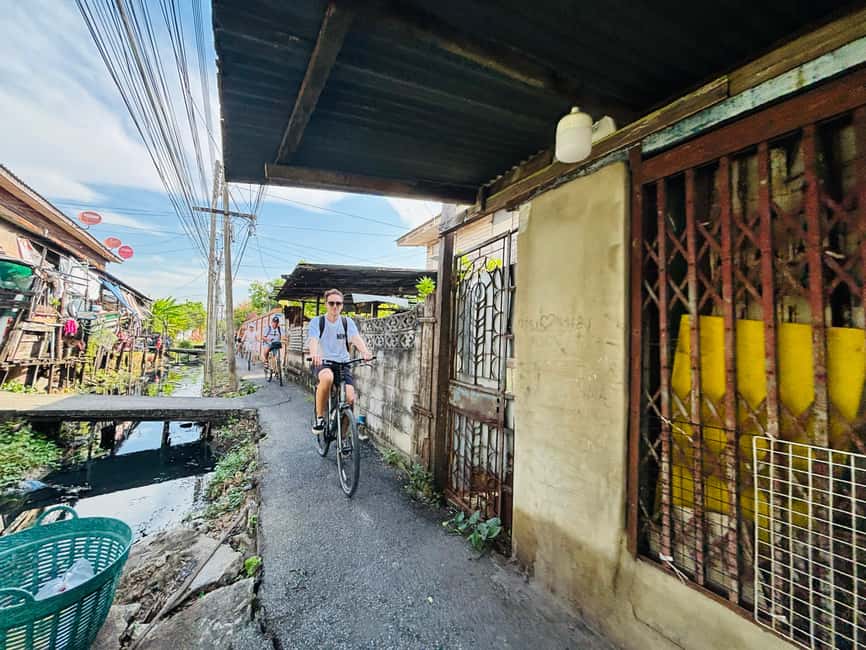 Bangkok: Temples, Canals & Local Life Bike Tour - Thonburi by bike: why this Bangkok temples and canals tour feels different