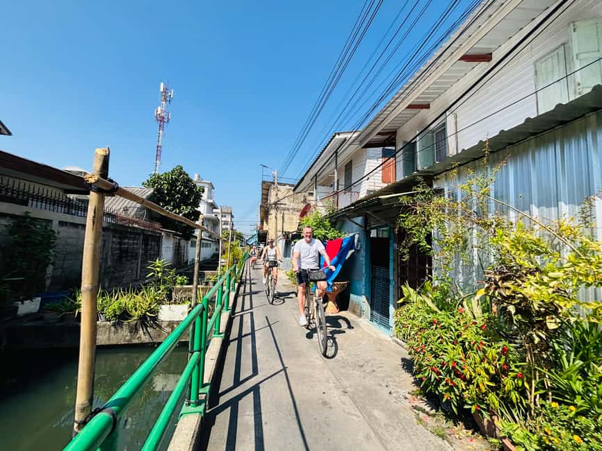 Bangkok: Temples, Canals & Local Life Bike Tour - Wat Nak Prok: quick pass-by sights that still count