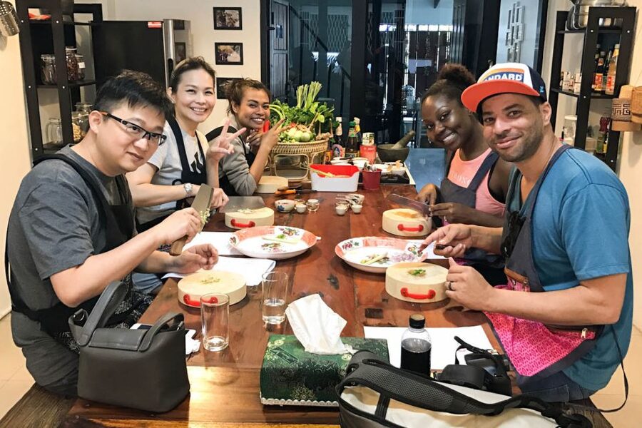 Bangkok: Thai Cooking Class and Onnuch Market Tour - Back in the Kitchen: Pad Thai, Papaya Salad, Thai Curry, Mango Sticky Rice