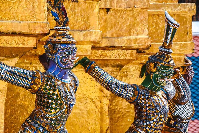 Bangkok: The Grand Palace, Wat Pho, and Wat Arun Walking Tour - Meeting point at Golden Place, then a clean 4-hour rhythm
