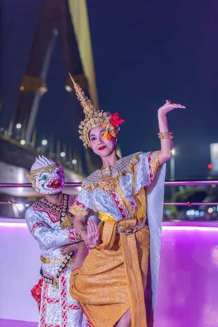 Bangkok: The Newest Luxury 5-Star Bangkok Chao Phraya Cruise - Dinner cruise vs sunset cruise, same price but different mood