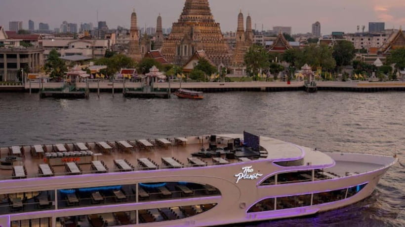Bangkok: The Planet Chao Phraya River Dinner Cruise - Price and value: what $50 buys you, and what it does not
