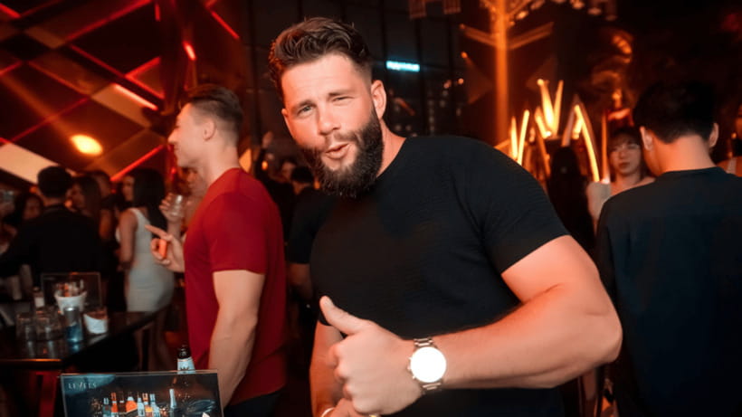Bangkok: The Speakeasy, Rooftop & Iconic Venues Pub Crawl - Stop 4 at Don’t Open The Fridge: the speakeasy moment that makes the night memorable