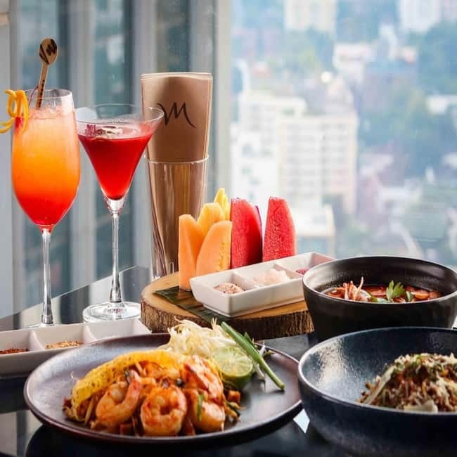 Bangkok: The Vue Bar Rooftop at Mercure Bangkok Sukhumvit 24 - Key highlights worth planning for