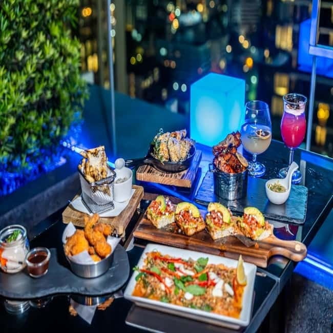 Bangkok: The Vue Bar Rooftop at Mercure Bangkok Sukhumvit 24 - Who should book this rooftop session, and who should skip
