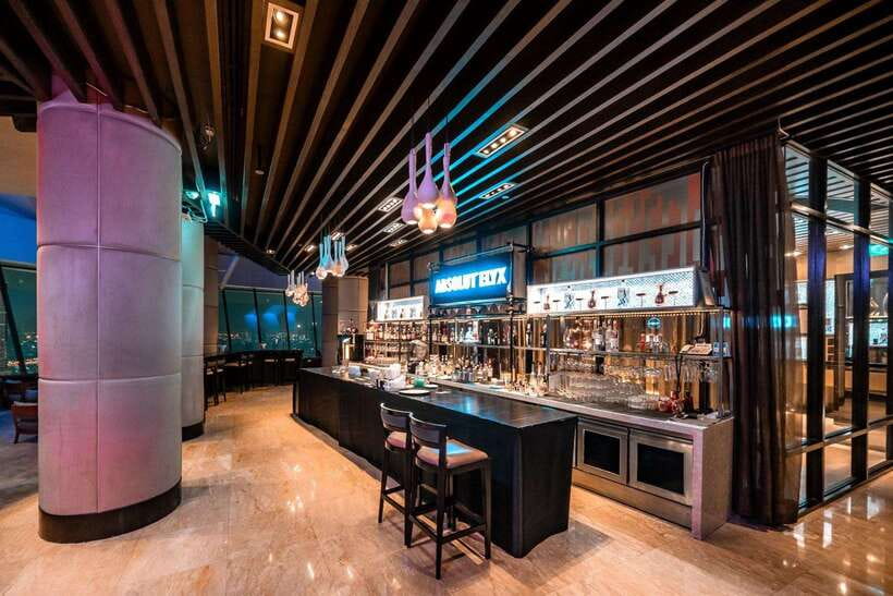 Bangkok: ThreeSixty Jazz Lounge at Millennium Hilton - Price and logistics: how to make it painless