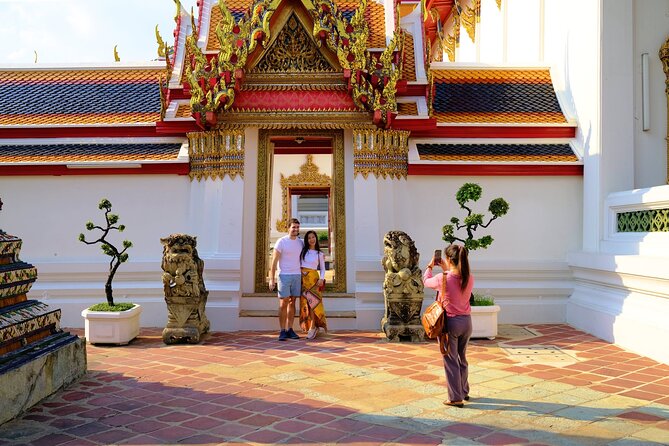 Bangkok Thrilling Tuk Tuk Tour (Private & All-Inclusive) - Yodpiman River Walk: the stop that makes the whole evening feel like a story