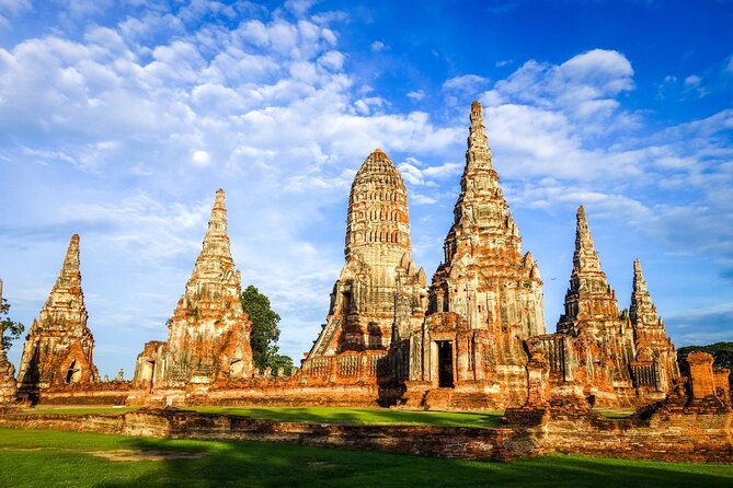 Bangkok to Ayutthaya: Temples & Local Candy One Day Tour - Bangkok to Ayutthaya in one day: what you’re really buying