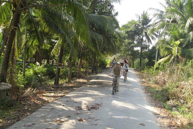 Bangkok Tour by Boat and Bike - Meeting point, start time, and the 8-hour flow
