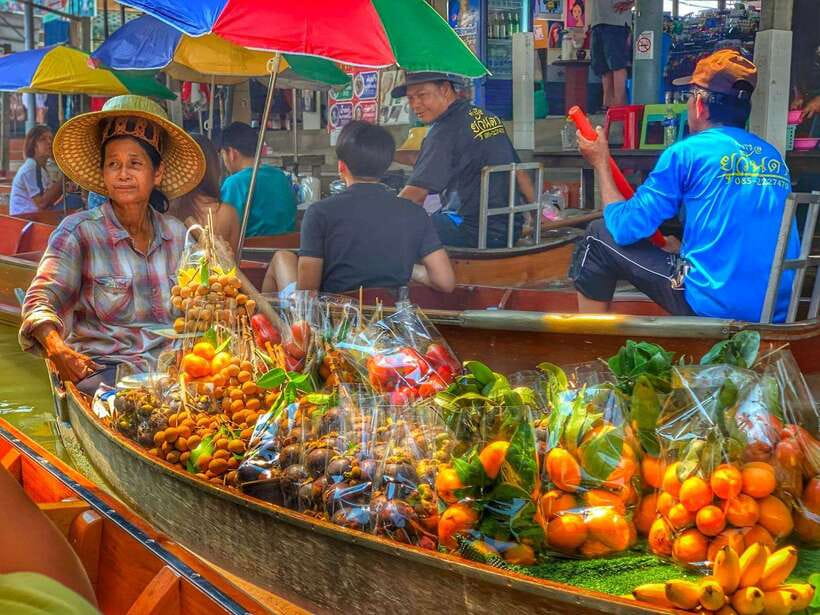 Bangkok: Train Market & Floating Market with Boat Ride - Guides and real value: why names like Jenny, Sam, and Jeed matter
