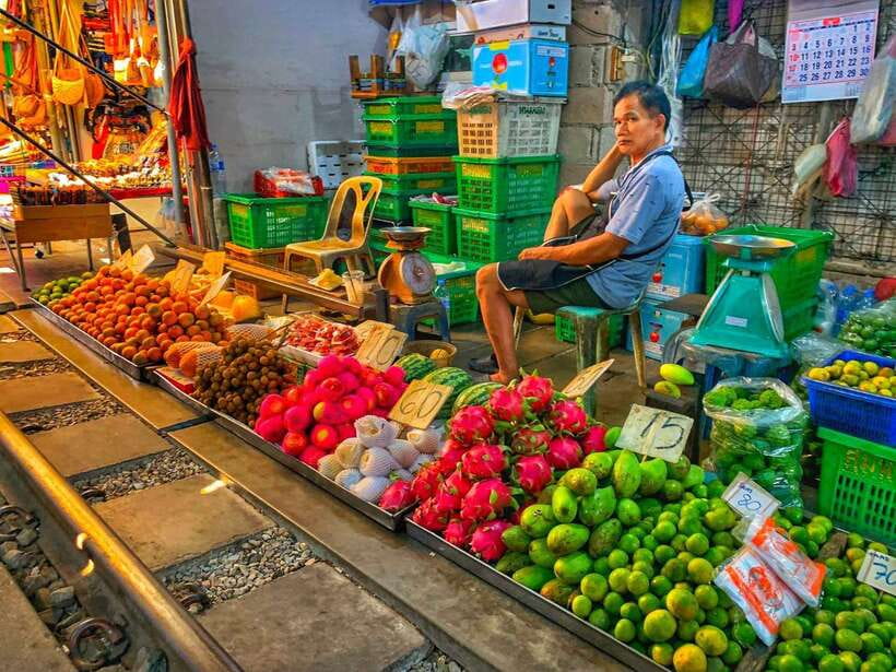 Bangkok: Train Market & Floating Market with Boat Ride - Who this tour suits best, and who should skip it