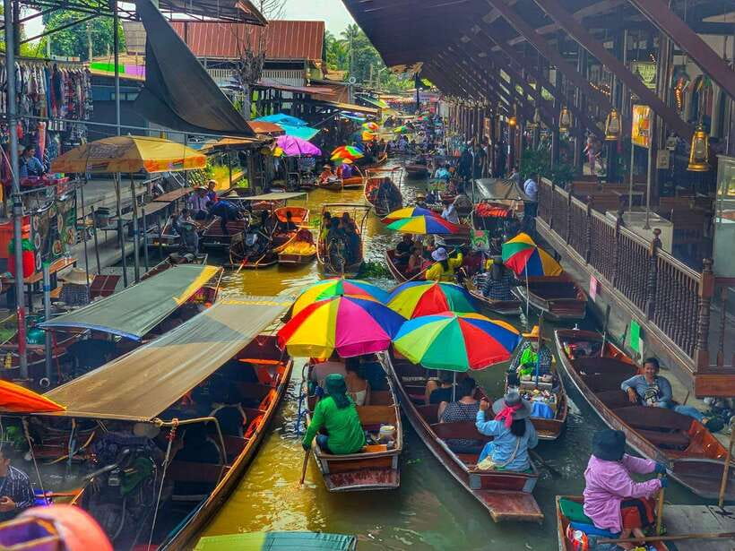Bangkok: Train Market & Floating Market with Boat Ride - Getting out of Bangkok: the bus ride, timing, and what it means