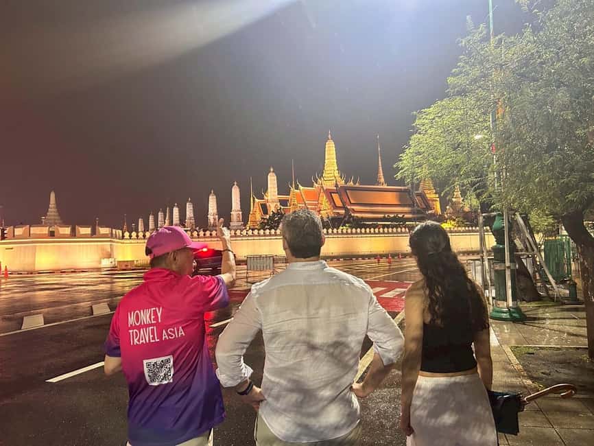 Bangkok: Tuk Tuk Adventure Chinatown Michelin Food & Temples - Getting to MRT Sam Yan and staying with the right tuk tuk