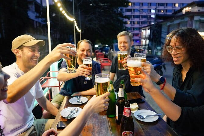 Bangkok Tuk Tuk Night Tour with food & drinks in Siam & Silom - Why This Bangkok Night Food Loop Beats a DIY Crawl