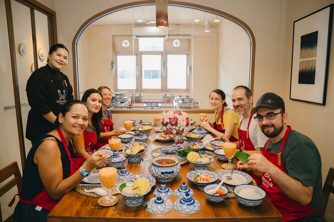 Bangkok Udomsuk Thai Cooking Class with local market tour - Eating together: the part that turns cooking into culture