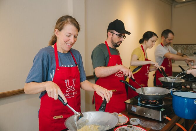 Bangkok Udomsuk Thai Cooking Class with local market tour - Should you book this Bangkok Udomsuk Thai cooking class?