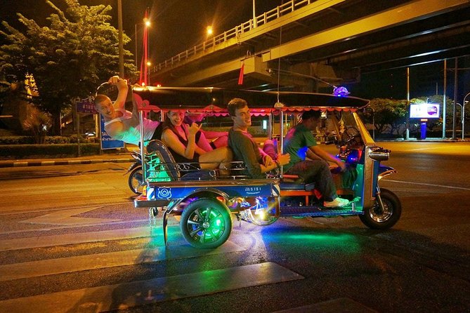 Bangkok Under the Night Lights by TUK-TUK (SHA Plus) - Stop-by-stop: BTS Saphan Taksin to Sathorn Pier