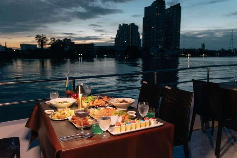 Bangkok: Unicorn Chao Phraya River Dinner Cruise - Key things I’d prioritize
