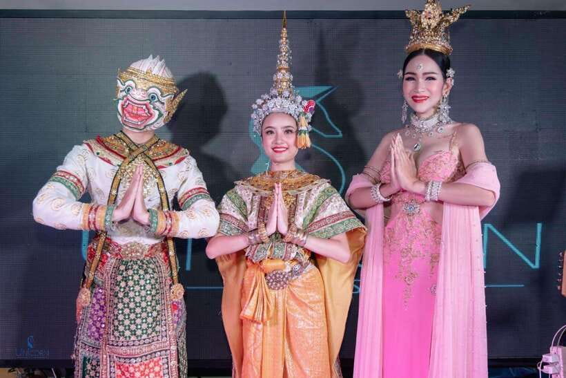 Bangkok: Unicorn Chao Phraya River Dinner Cruise - Stops you will recognize, River City Bangkok and Asiatique