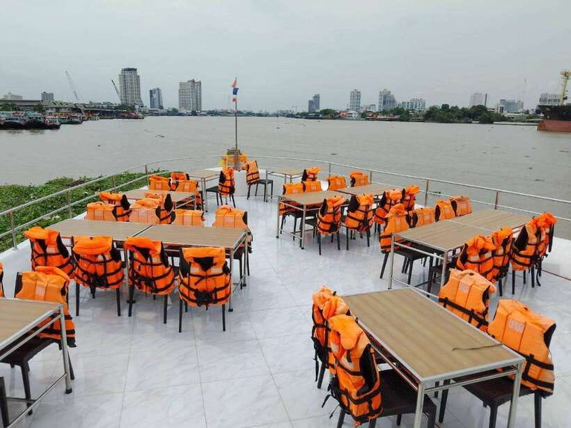 Bangkok: Unicorn Chao Phraya River Dinner Cruise - The illuminated river route, Wat Arun to the Grand Palace area