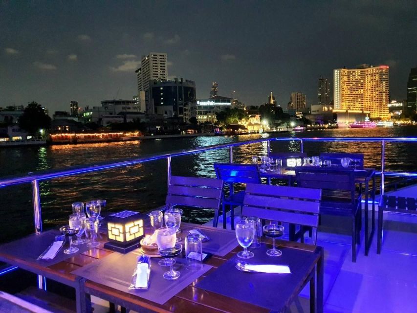Bangkok: VELA Dinner Cruise Ticket - What your cruise evening looks like on the Chao Phraya