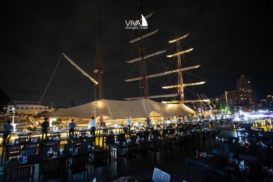 Bangkok: Viva Alangka Chao Phraya Dinner Cruise - Food, service, and cleanliness: how to protect your evening