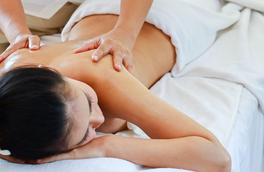 Bangkok: Wat Pho Thai Massage in Your Hotel Room - Wat Pho Thai massage in your Bangkok hotel room