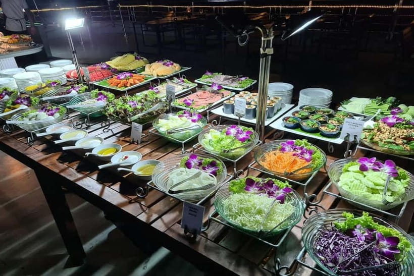 Bangkok: White Orchid Chao Phraya Cruise Free Flow Beer - Price and value: is $38 a fair deal?