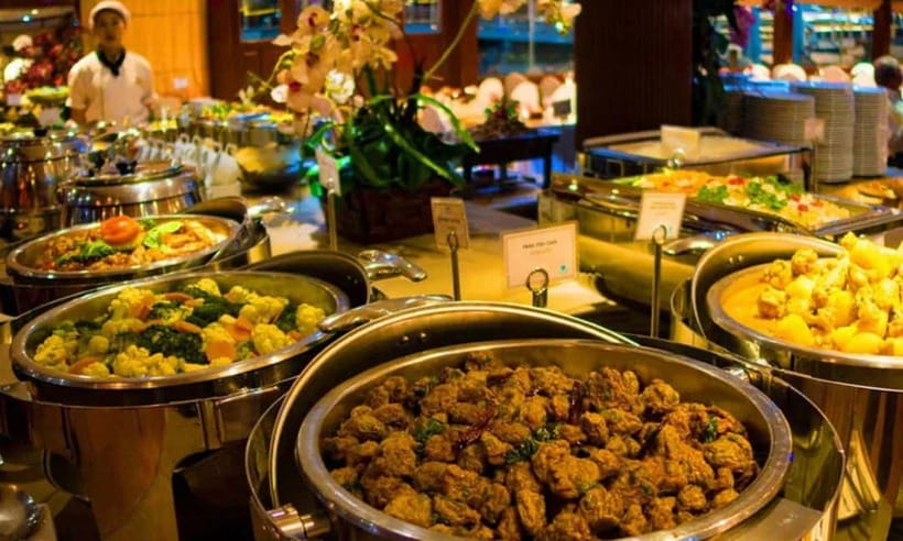Bangkok: White Orchid Chao Phraya Cruise, Thai Buffet & Beer - Practical tips so your night stays comfortable, not chaotic