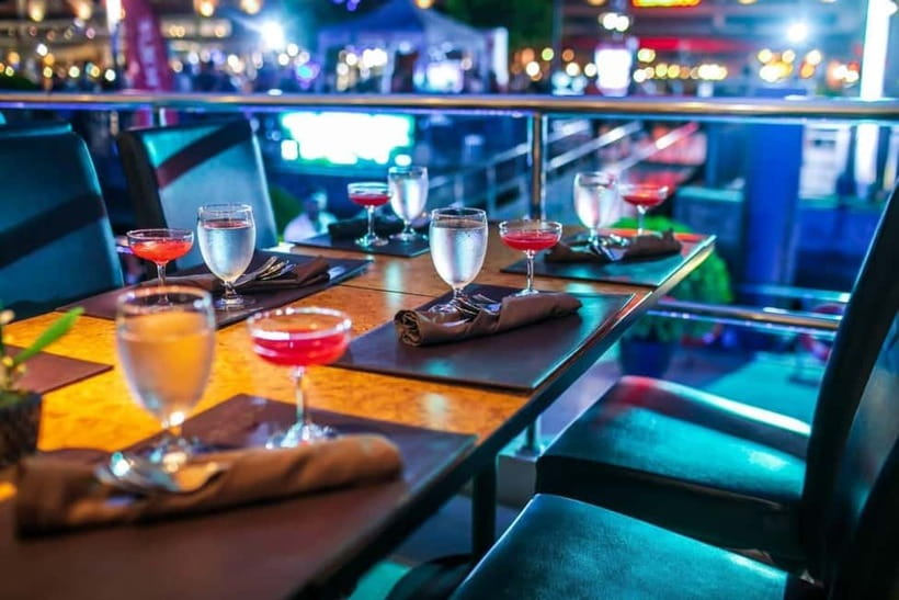 Bangkok: White Orchid Chao Phraya Cruise, Thai Buffet & Beer - Who this cruise suits best, and who should think twice
